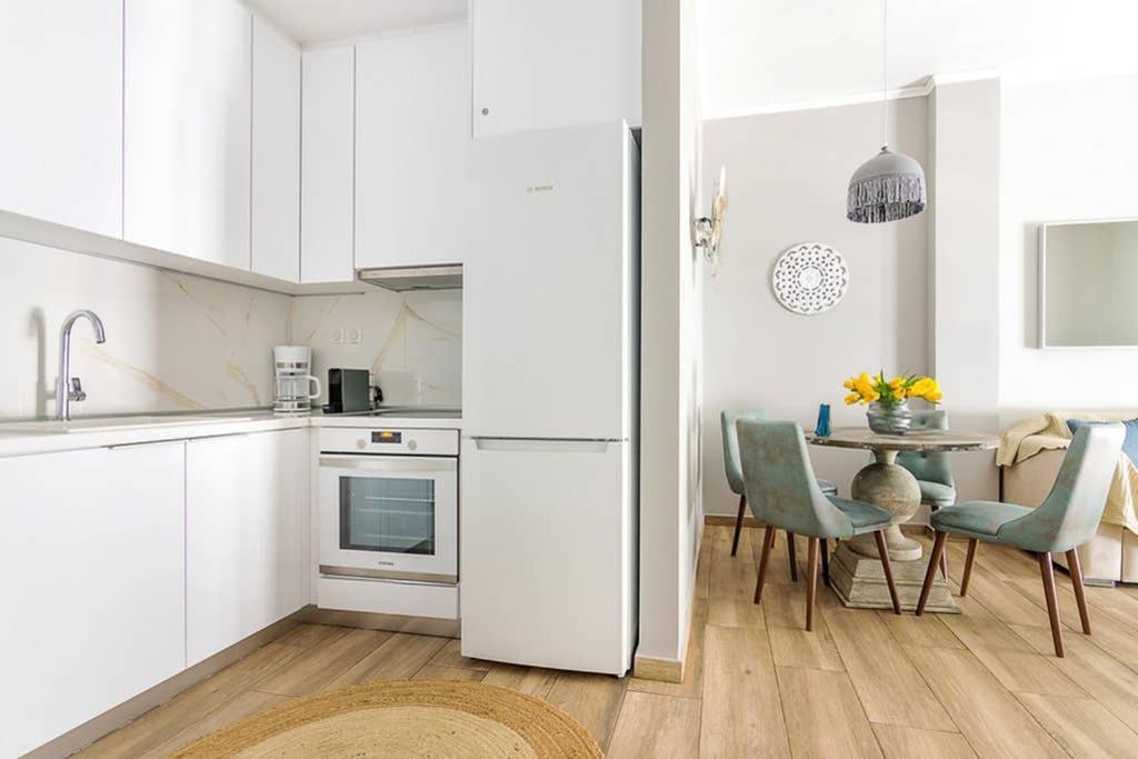 Bright Apartment For 6 Ppl In Αθήνα Εξωτερικό φωτογραφία